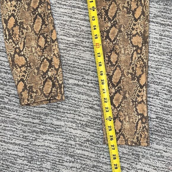 New Frame Le High Skinny Crop in Coated Python Size 27 - Picture 10 of 14